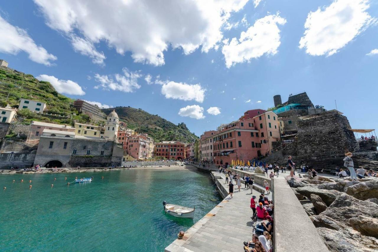 Joivy Light Flat With Great View, Cinque Terre Apartman Vernazza Kültér fotó